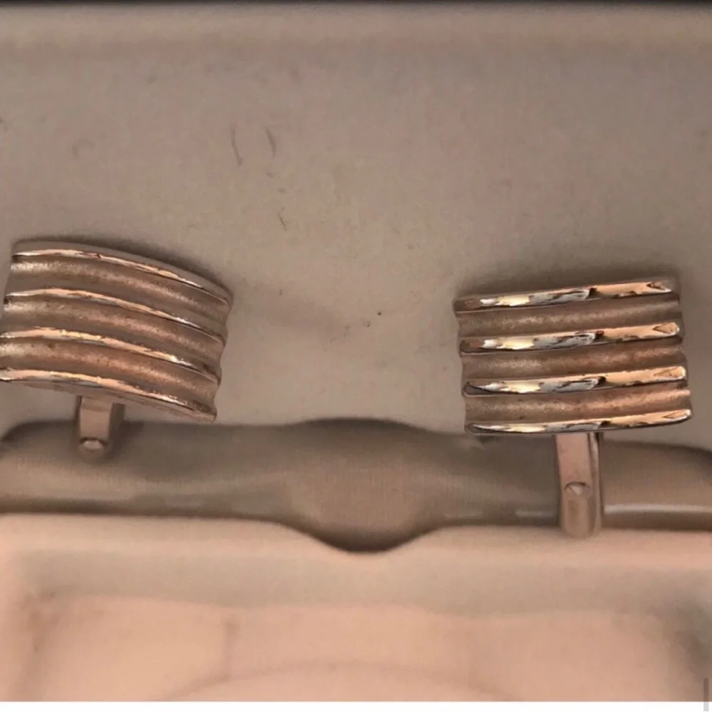 Colibri Of London Cuff Links Silver Tone